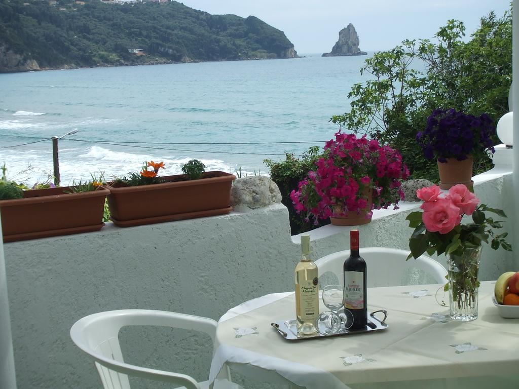 Agathi Beach House Агиос Гордиос Екстериор снимка