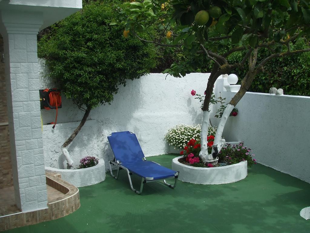 Agathi Beach House Агиос Гордиос Екстериор снимка