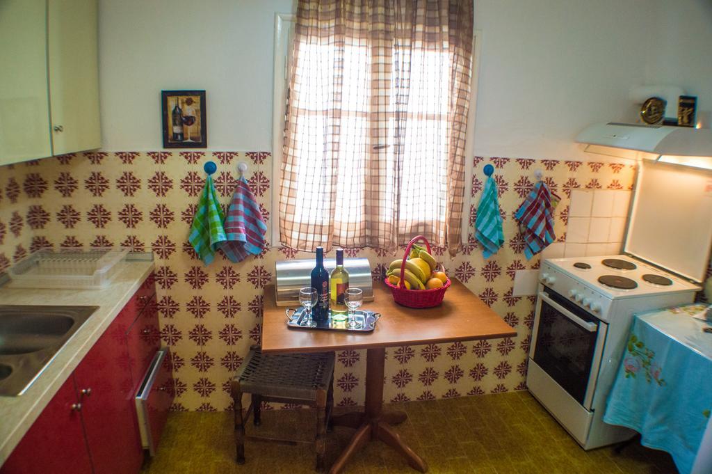 Agathi Beach House Агиос Гордиос Екстериор снимка