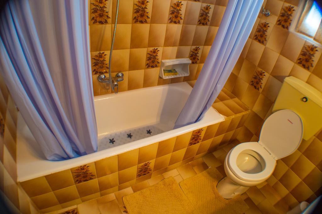 Agathi Beach House Агиос Гордиос Екстериор снимка